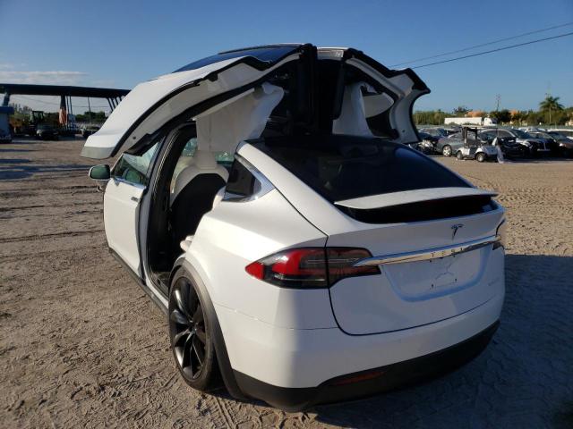 Photo 2 VIN: 5YJXCBE40LF300303 - TESLA MODEL X 