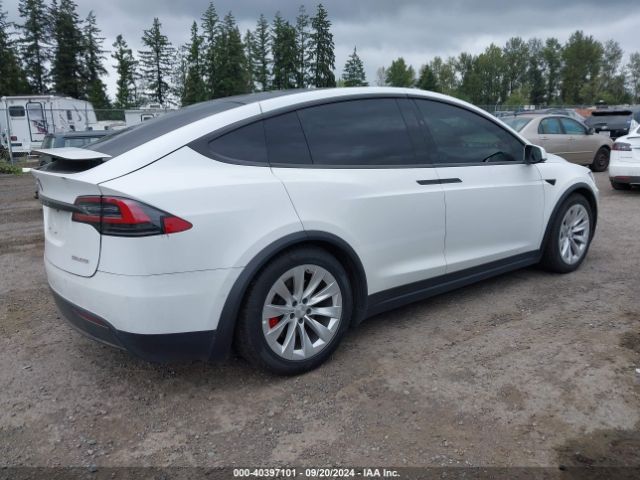 Photo 3 VIN: 5YJXCBE40LF304156 - TESLA MODEL X 