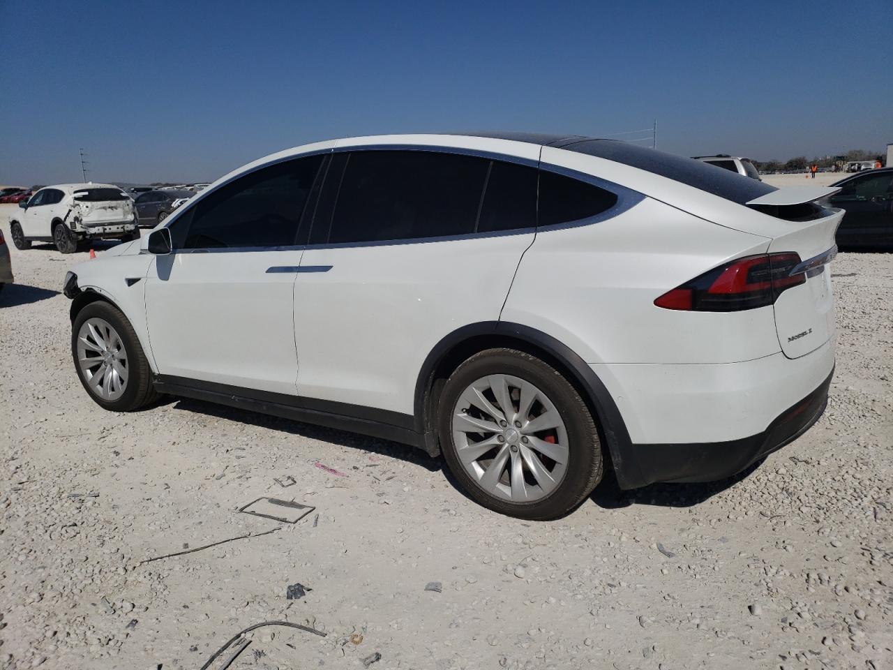 Photo 1 VIN: 5YJXCBE41JF142955 - TESLA MODEL X 