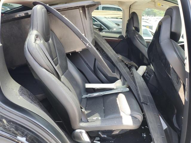 Photo 9 VIN: 5YJXCBE42GF003670 - TESLA MODEL X 