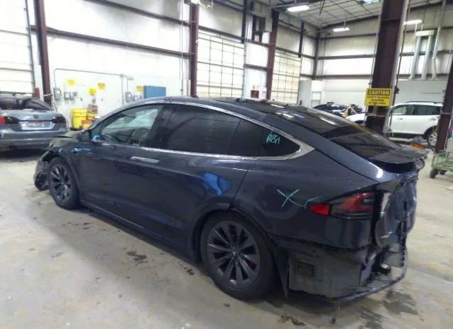 Photo 2 VIN: 5YJXCBE42HF052790 - TESLA MODEL X 