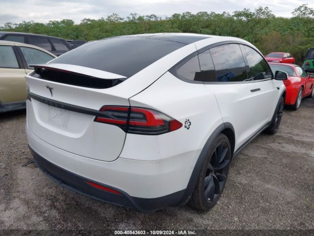 Photo 3 VIN: 5YJXCBE42JF081230 - TESLA MODEL X 