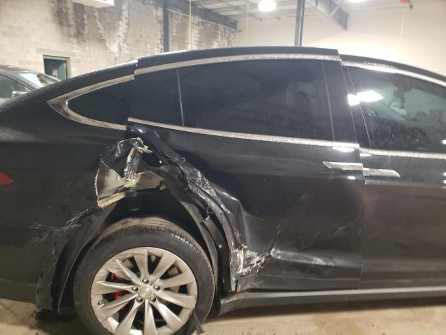 Photo 9 VIN: 5YJXCBE43GF000910 - TESLA MODEL X 