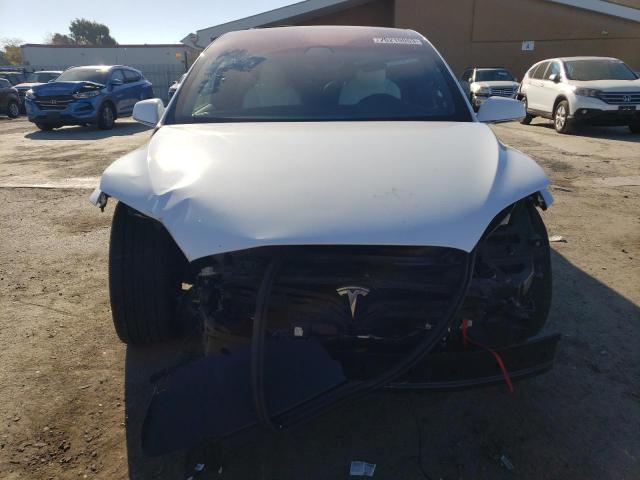 Photo 4 VIN: 5YJXCBE43JF104756 - TESLA MODEL X 