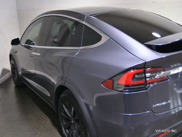 Photo 8 VIN: 5YJXCBE43KF152985 - TESLA MODEL X 