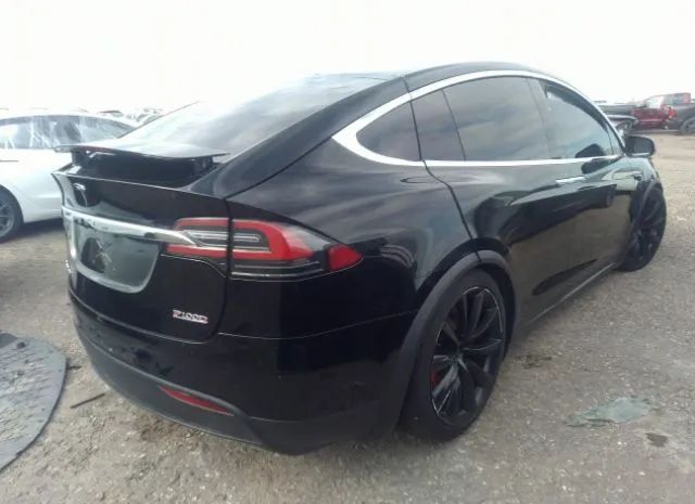 Photo 3 VIN: 5YJXCBE44HF061068 - TESLA MODEL X 