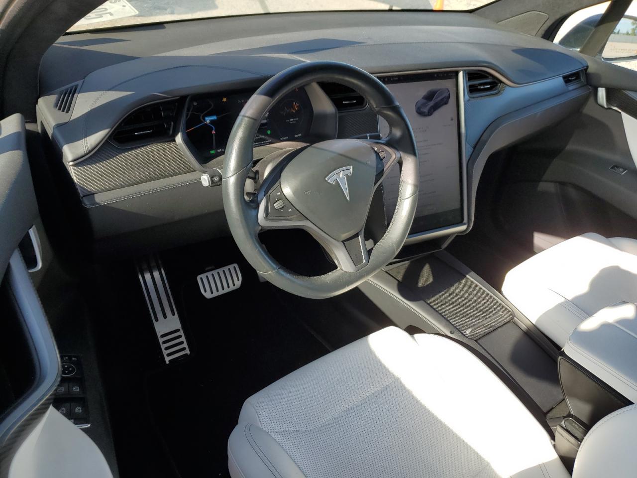 Photo 7 VIN: 5YJXCBE44JF135630 - TESLA MODEL X 