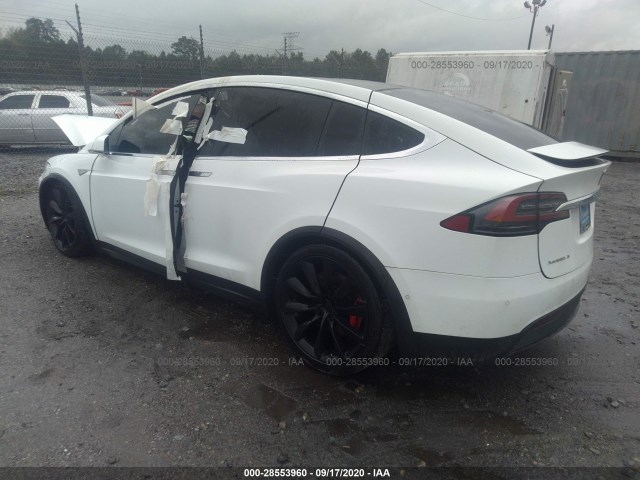 Photo 2 VIN: 5YJXCBE45GFS00042 - TESLA MODEL X 