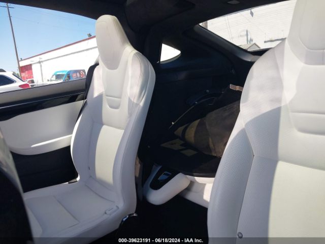 Photo 7 VIN: 5YJXCBE46HF038228 - TESLA MODEL X 