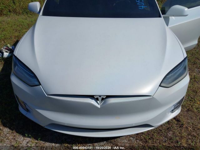 Photo 9 VIN: 5YJXCBE46JF103861 - TESLA MODEL X 