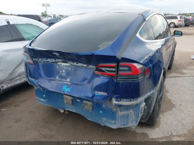 Photo 3 VIN: 5YJXCBE48GF011076 - TESLA MODEL X 