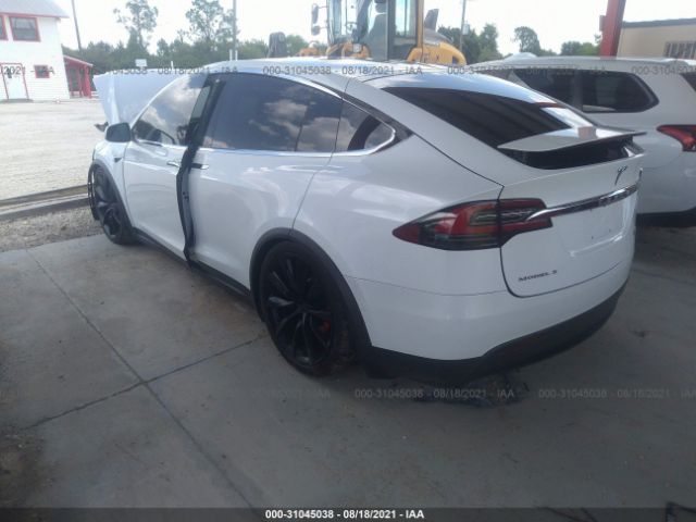 Photo 2 VIN: 5YJXCBE48HF051885 - TESLA MODEL X 