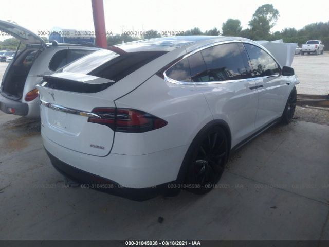 Photo 3 VIN: 5YJXCBE48HF051885 - TESLA MODEL X 