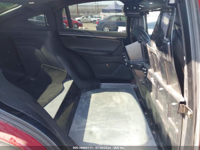 Photo 7 VIN: 5YJXCBE49GF000622 - TESLA MODEL X 