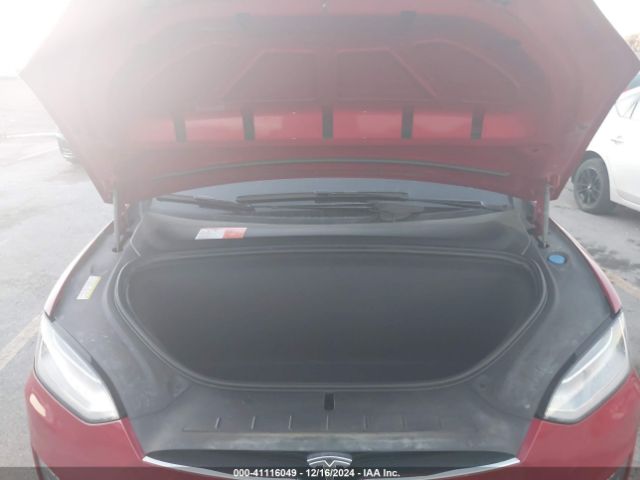 Photo 9 VIN: 5YJXCBE49GF019638 - TESLA MODEL X 