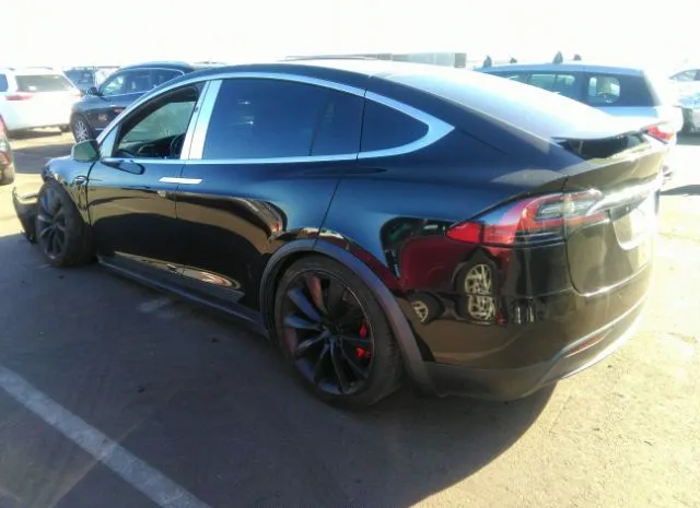 Photo 2 VIN: 5YJXCBE49HF040958 - TESLA MODEL X 