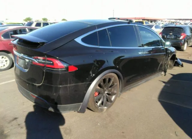 Photo 3 VIN: 5YJXCBE49HF040958 - TESLA MODEL X 