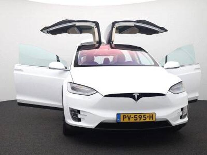 Photo 6 VIN: 5YJXCCE20HF056745 - TESLA MODEL X 