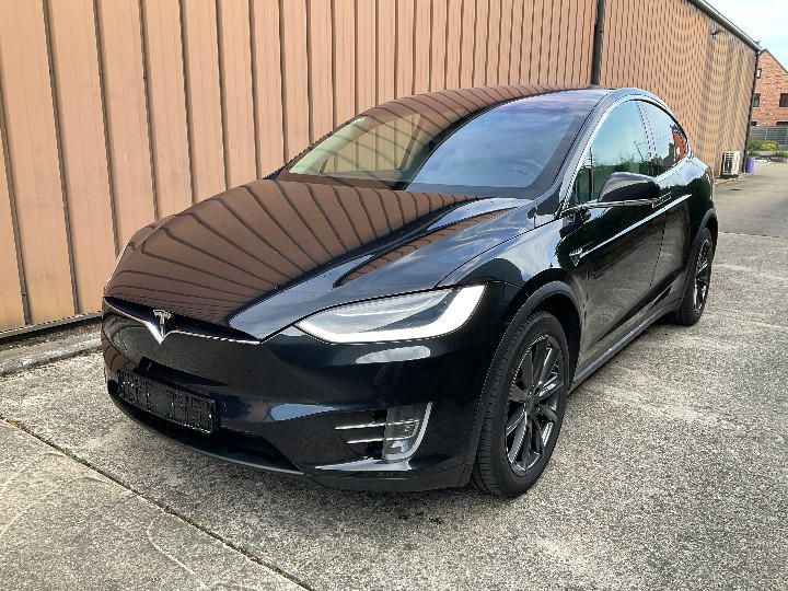 Photo 1 VIN: 5YJXCCE20JF100667 - TESLA MODEL X SUV 