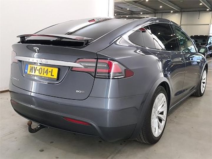 Photo 3 VIN: 5YJXCCE21HF039033 - TESLA MODEL X 90KWH D 422PK 4WD 