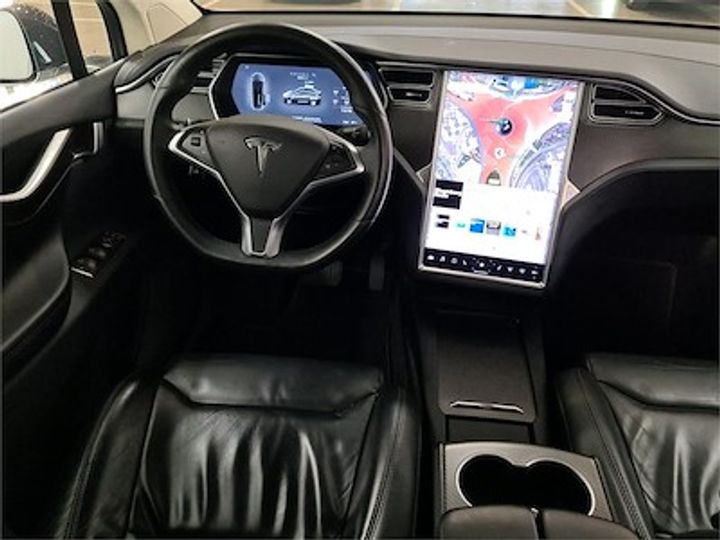 Photo 8 VIN: 5YJXCCE21HF039033 - TESLA MODEL X 90KWH D 422PK 4WD 