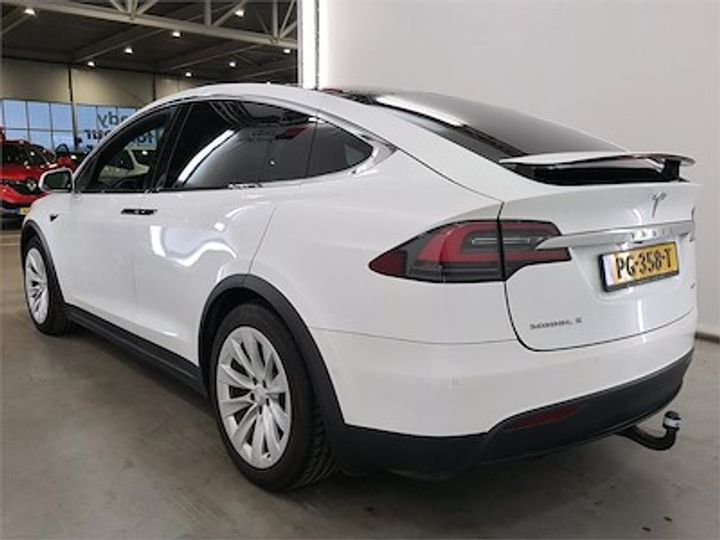 Photo 2 VIN: 5YJXCCE21HF050324 - TESLA MODEL X 