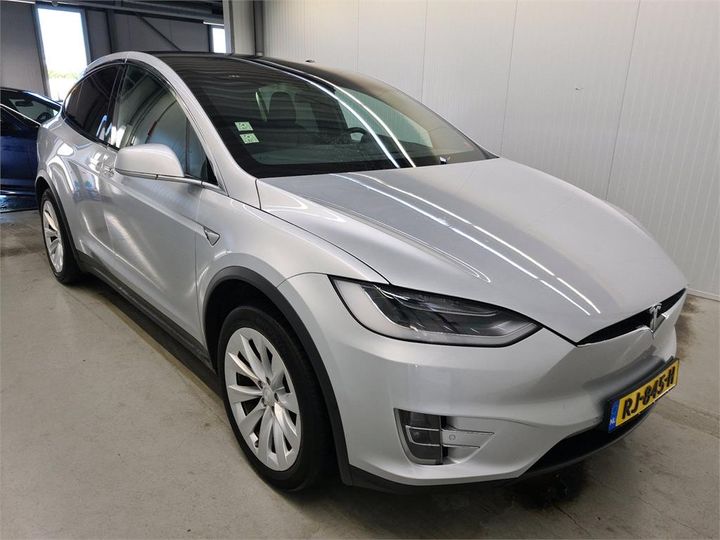 Photo 2 VIN: 5YJXCCE21HF063736 - TESLA X 