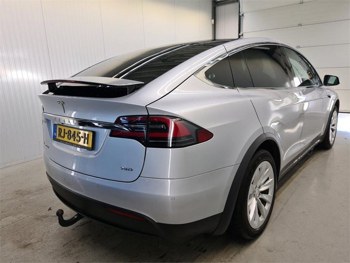 Photo 4 VIN: 5YJXCCE21HF063736 - TESLA X 