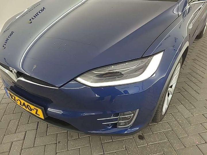 Photo 16 VIN: 5YJXCCE21JF081871 - TESLA MODEL X 