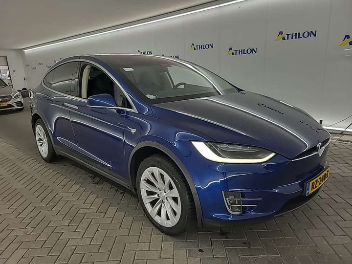 Photo 2 VIN: 5YJXCCE21JF081871 - TESLA MODEL X 