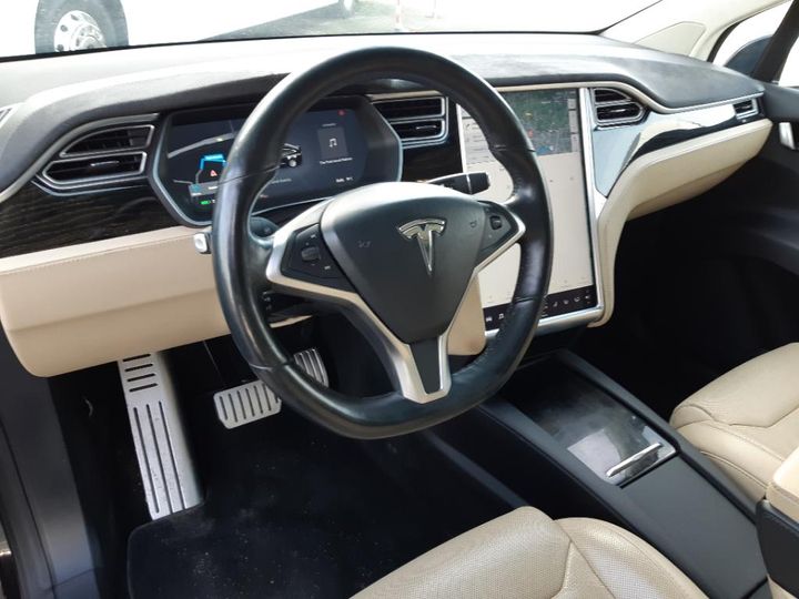 Photo 7 VIN: 5YJXCCE22GF015810 - TESLA MODEL 