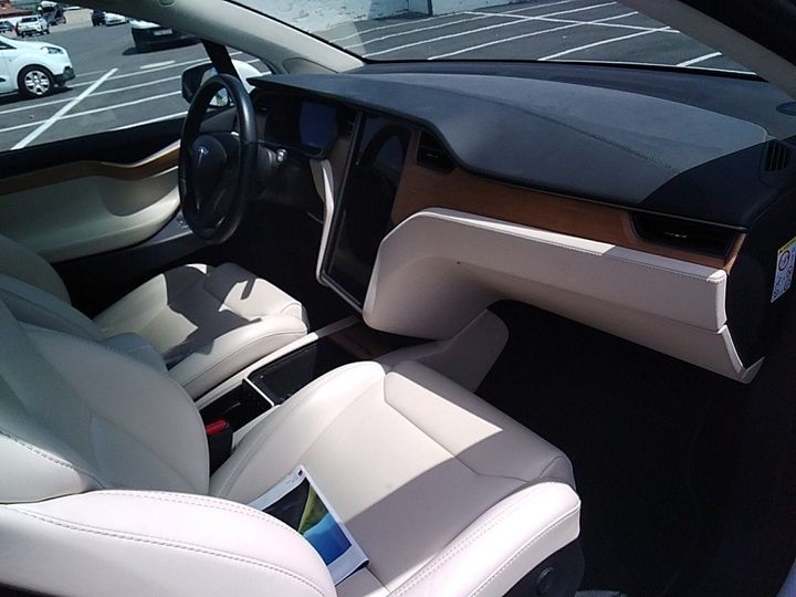 Photo 25 VIN: 5YJXCCE22KF149368 - TESLA MODEL X 