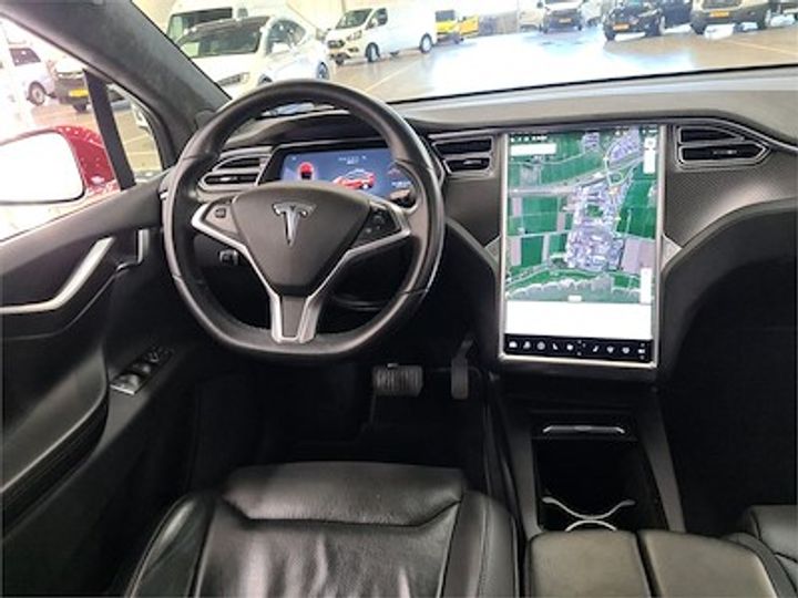 Photo 8 VIN: 5YJXCCE23HF038563 - TESLA MODEL X 