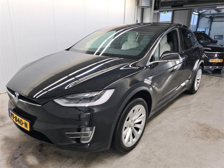 Photo 0 VIN: 5YJXCCE23HF061695 - TESLA X 