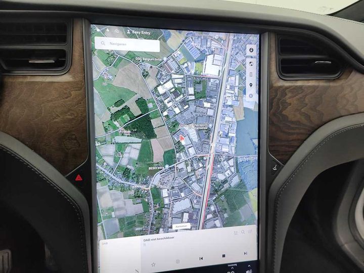 Photo 13 VIN: 5YJXCCE23JF105569 - TESLA MODEL X BEV 