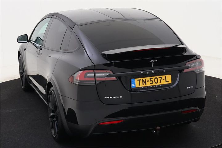 Photo 4 VIN: 5YJXCCE23JF111243 - TESLA MODEL 