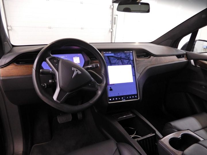 Photo 3 VIN: 5YJXCCE23JF116698 - TESLA MODEL X 