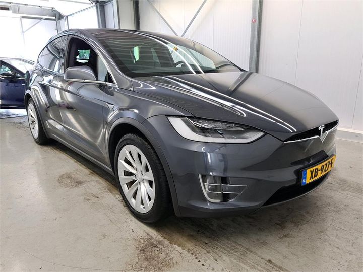 Photo 2 VIN: 5YJXCCE23JF126227 - TESLA X 