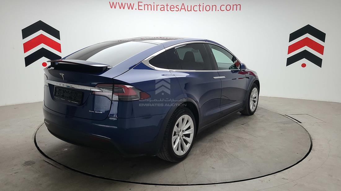 Photo 11 VIN: 5YJXCCE23KF189099 - TESLA MODEL 