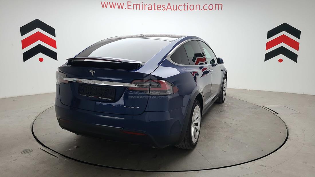 Photo 12 VIN: 5YJXCCE23KF189099 - TESLA MODEL 