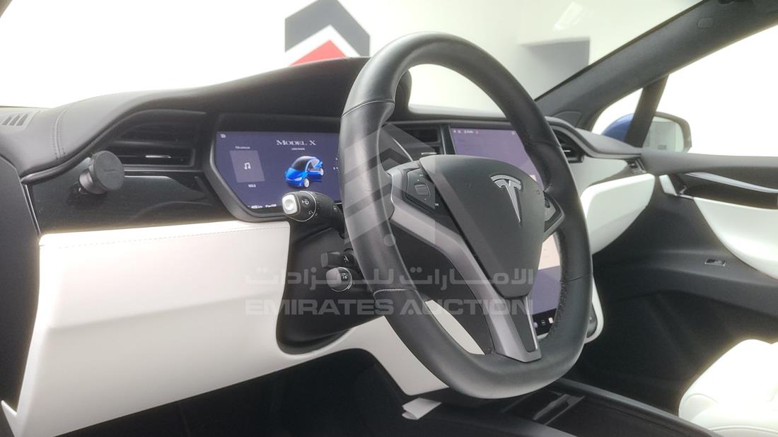 Photo 16 VIN: 5YJXCCE23KF189099 - TESLA MODEL 