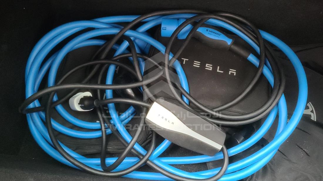 Photo 33 VIN: 5YJXCCE23KF189099 - TESLA MODEL 