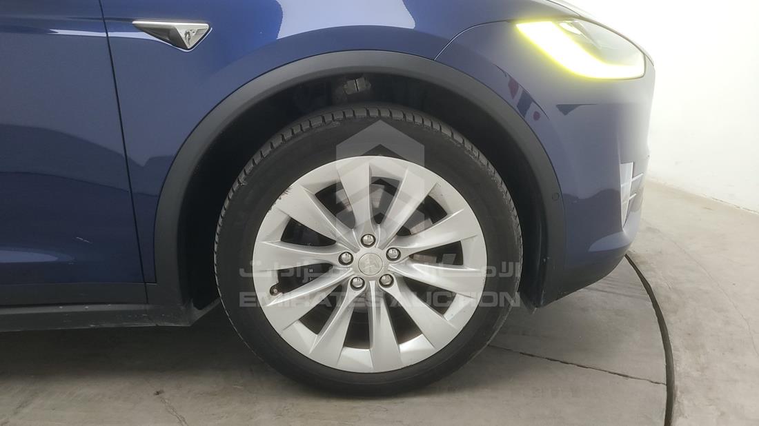 Photo 35 VIN: 5YJXCCE23KF189099 - TESLA MODEL 