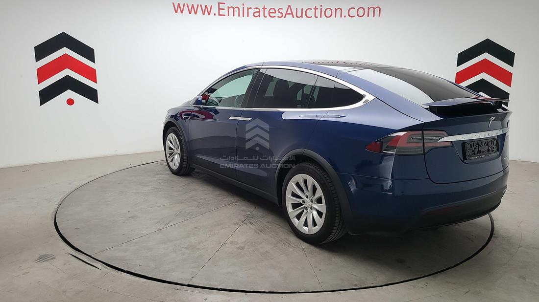 Photo 8 VIN: 5YJXCCE23KF189099 - TESLA MODEL 