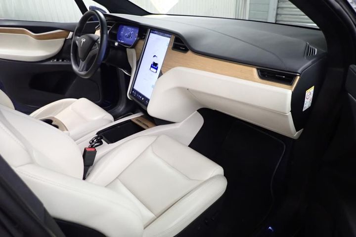 Photo 5 VIN: 5YJXCCE23LF226346 - TESLA MODEL X 