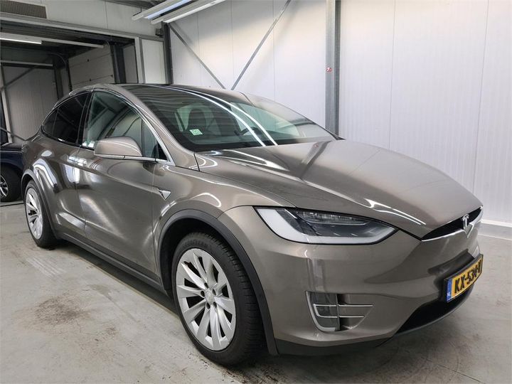 Photo 2 VIN: 5YJXCCE24GF024542 - TESLA X 