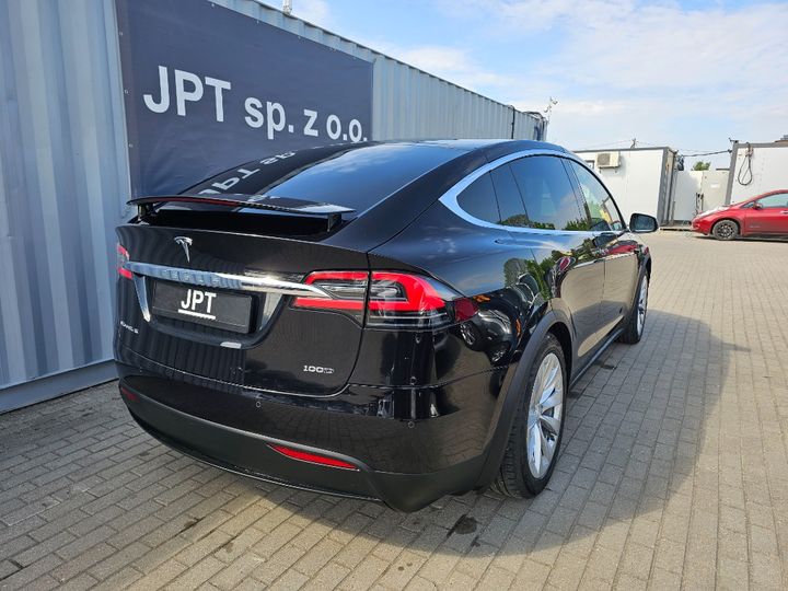 Photo 4 VIN: 5YJXCCE24HF073550 - TESLA MODEL X 