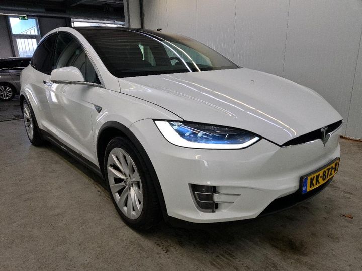 Photo 2 VIN: 5YJXCCE25GF014229 - TESLA X 