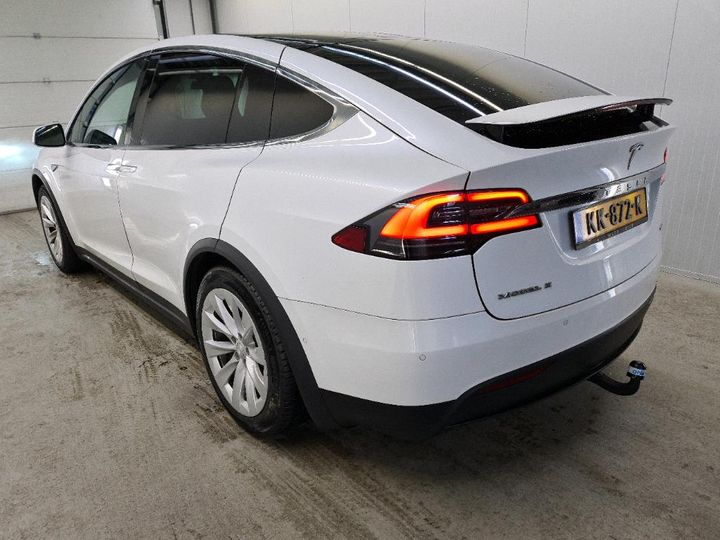 Photo 3 VIN: 5YJXCCE25GF014229 - TESLA X 