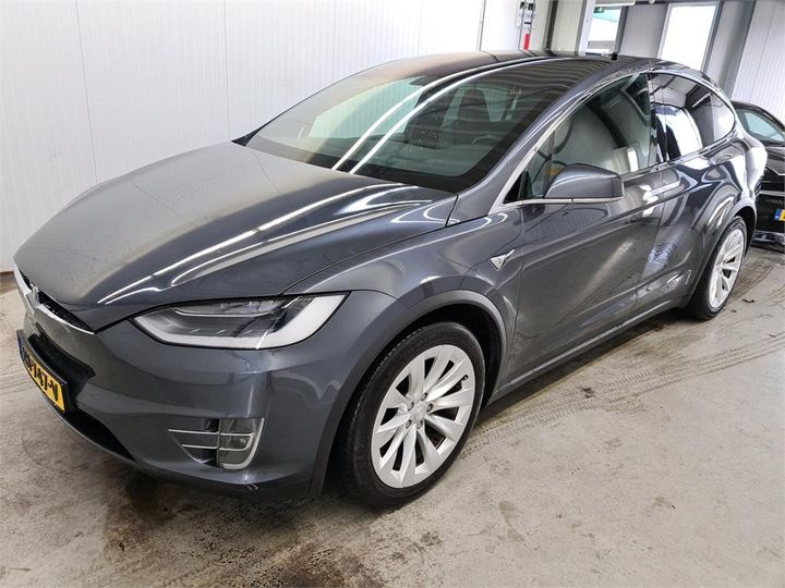 Photo 0 VIN: 5YJXCCE26HF070942 - TESLA X 